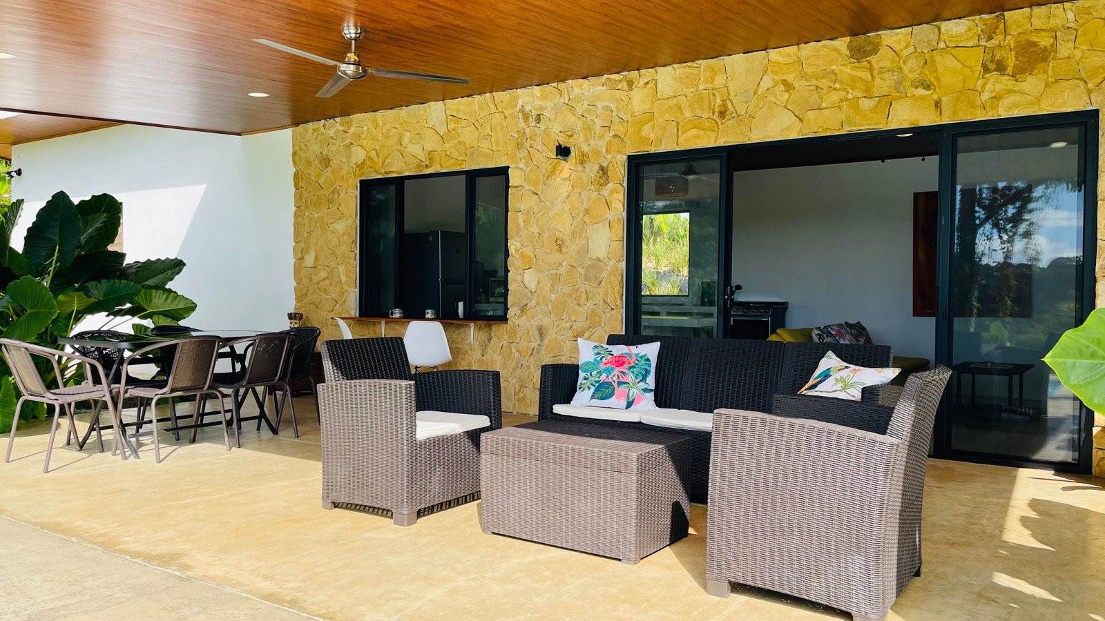 Modern Villa in Tres Rios, Ojochal property photo 2
