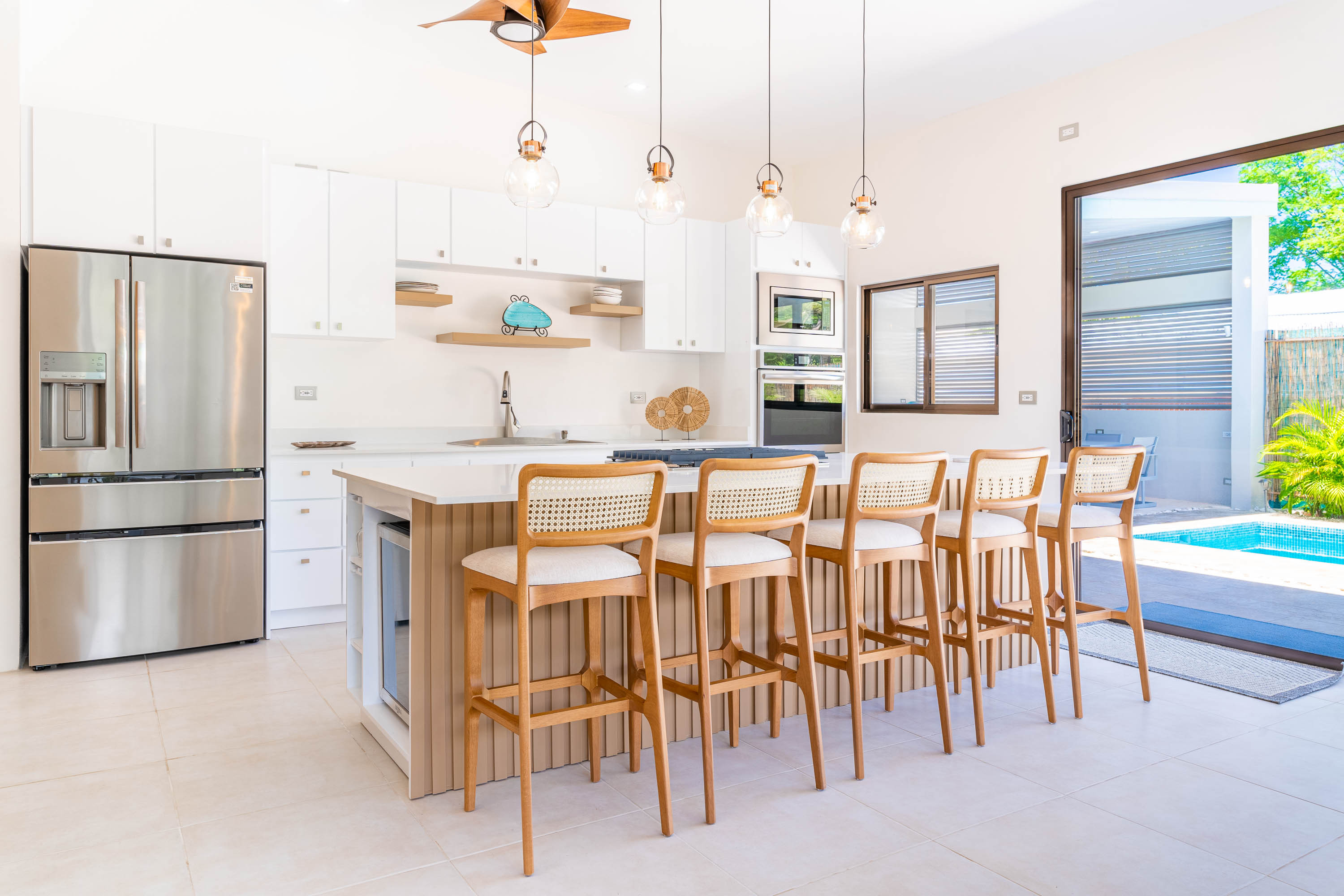 Modern Coastal Home (Casa Bahia Hermosa) in Uvita property photo 4