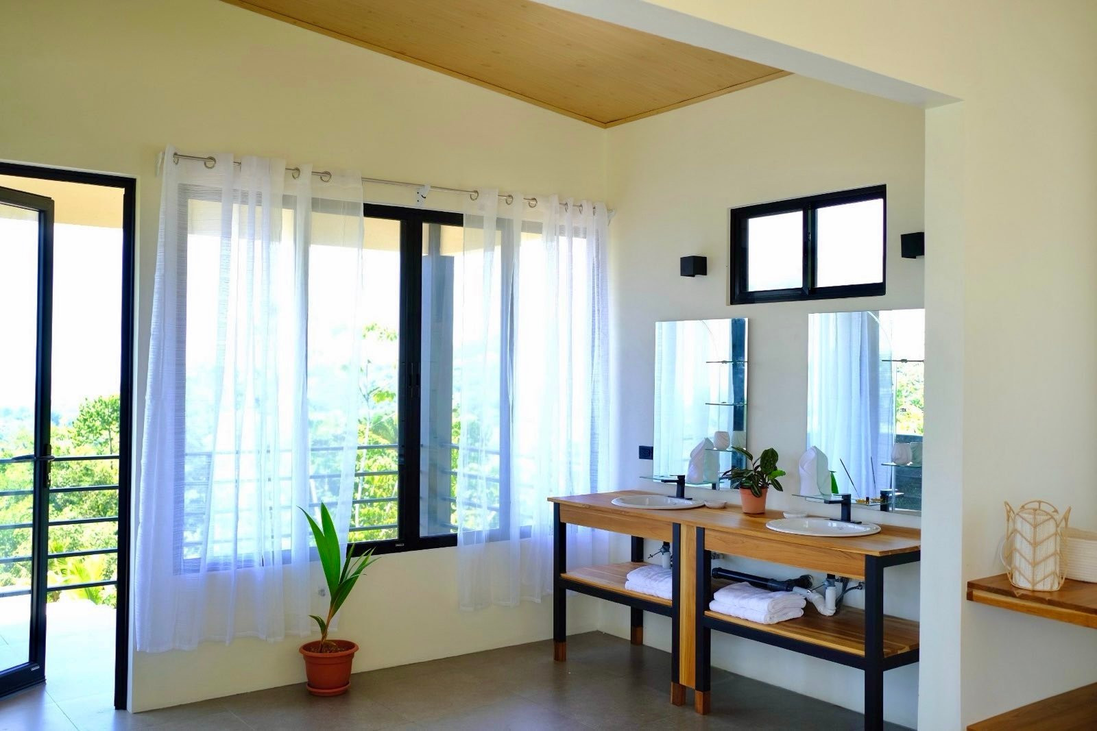 Ocean View Home in Playa Hermosa property photo 4