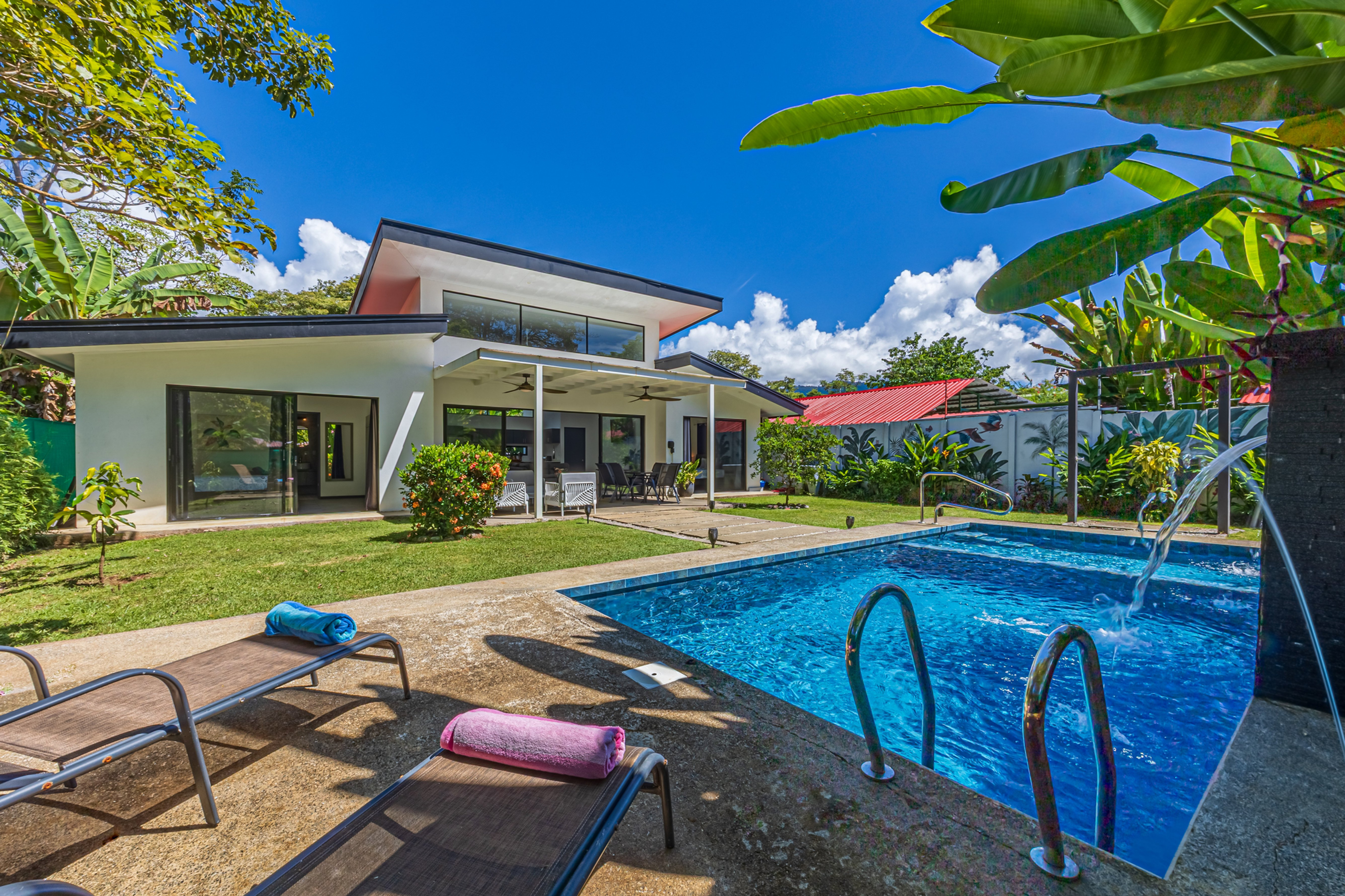 Modern 3-Bedroom Home Near Whale’s Tail, Uvita in Uvita, Costa Rica