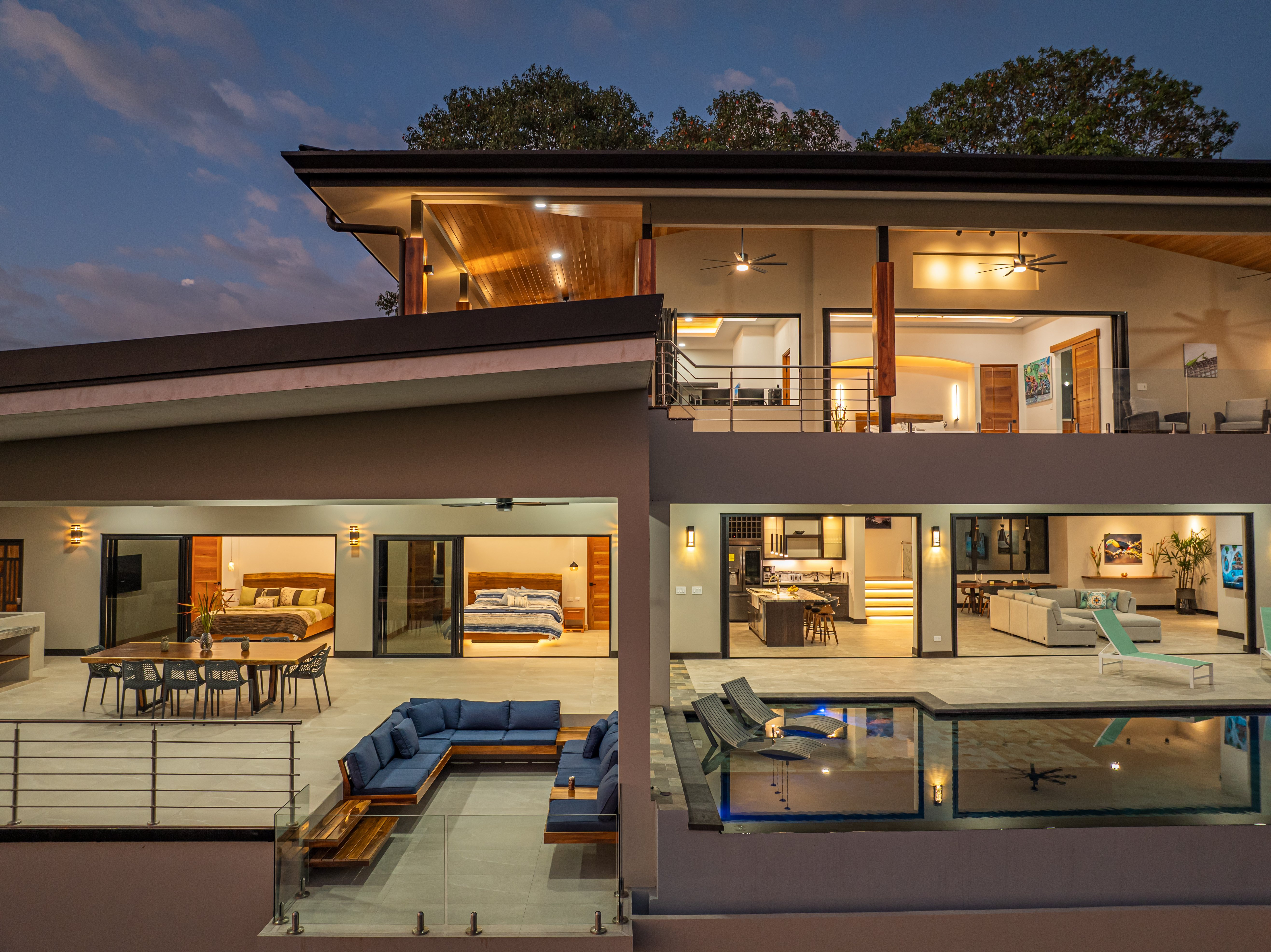 4-Acre Estate (The Crystal Shire) in Matapalo property photo 2