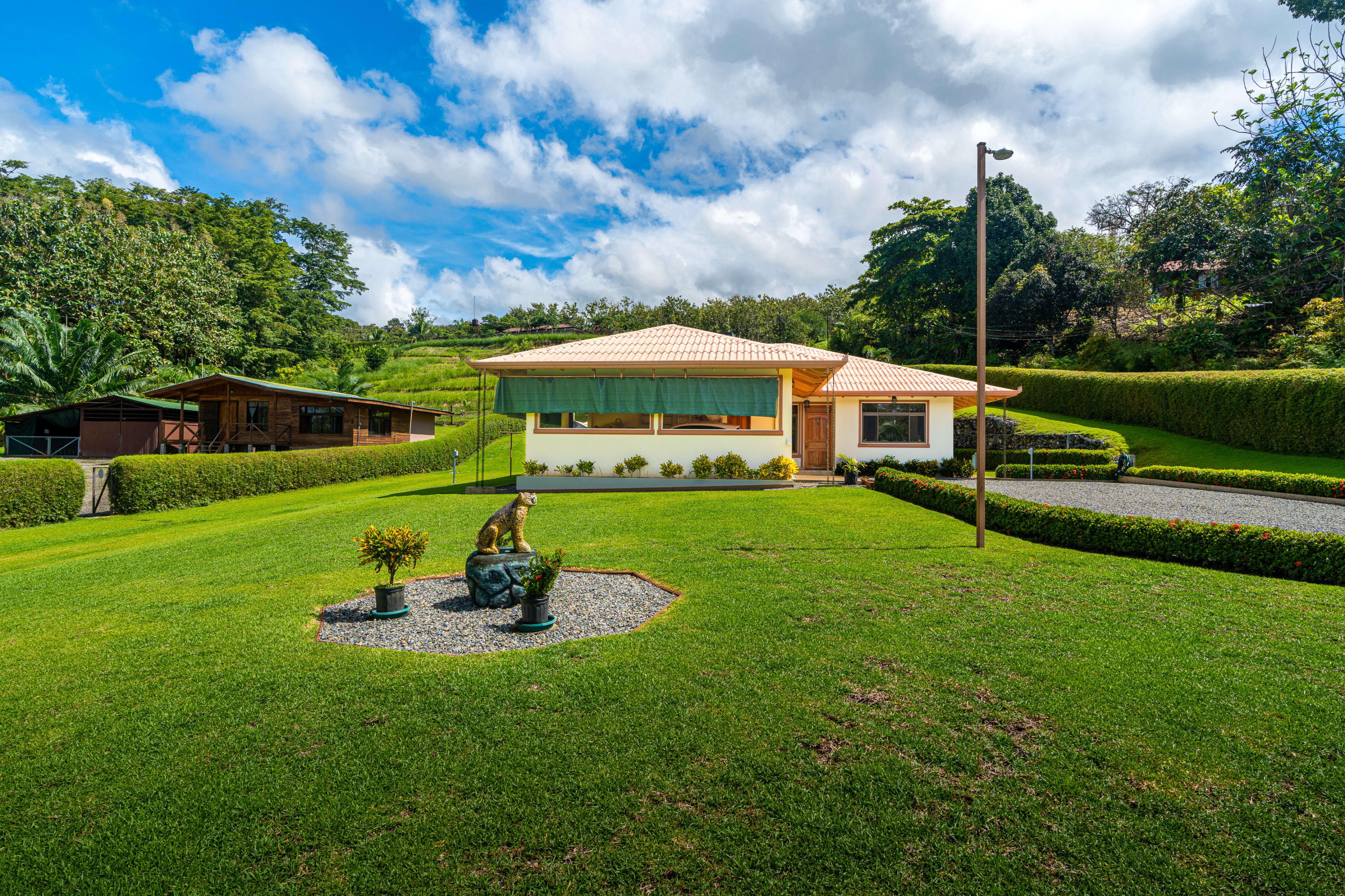 Custom Home in Palmar Sur | 3 Bed / 2 Bath