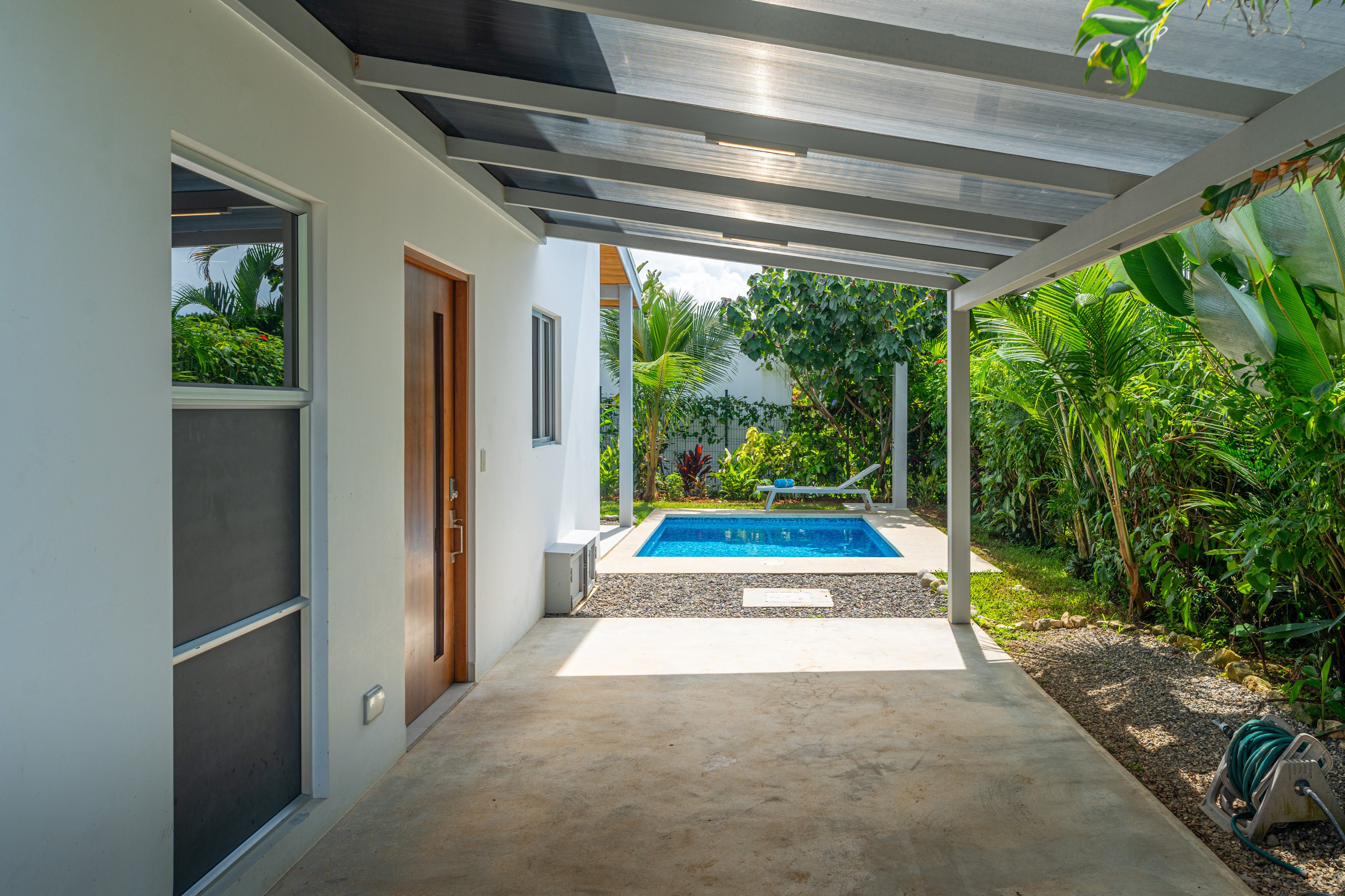 Modern 3-Bedroom Home in Central Ojochal property photo 4