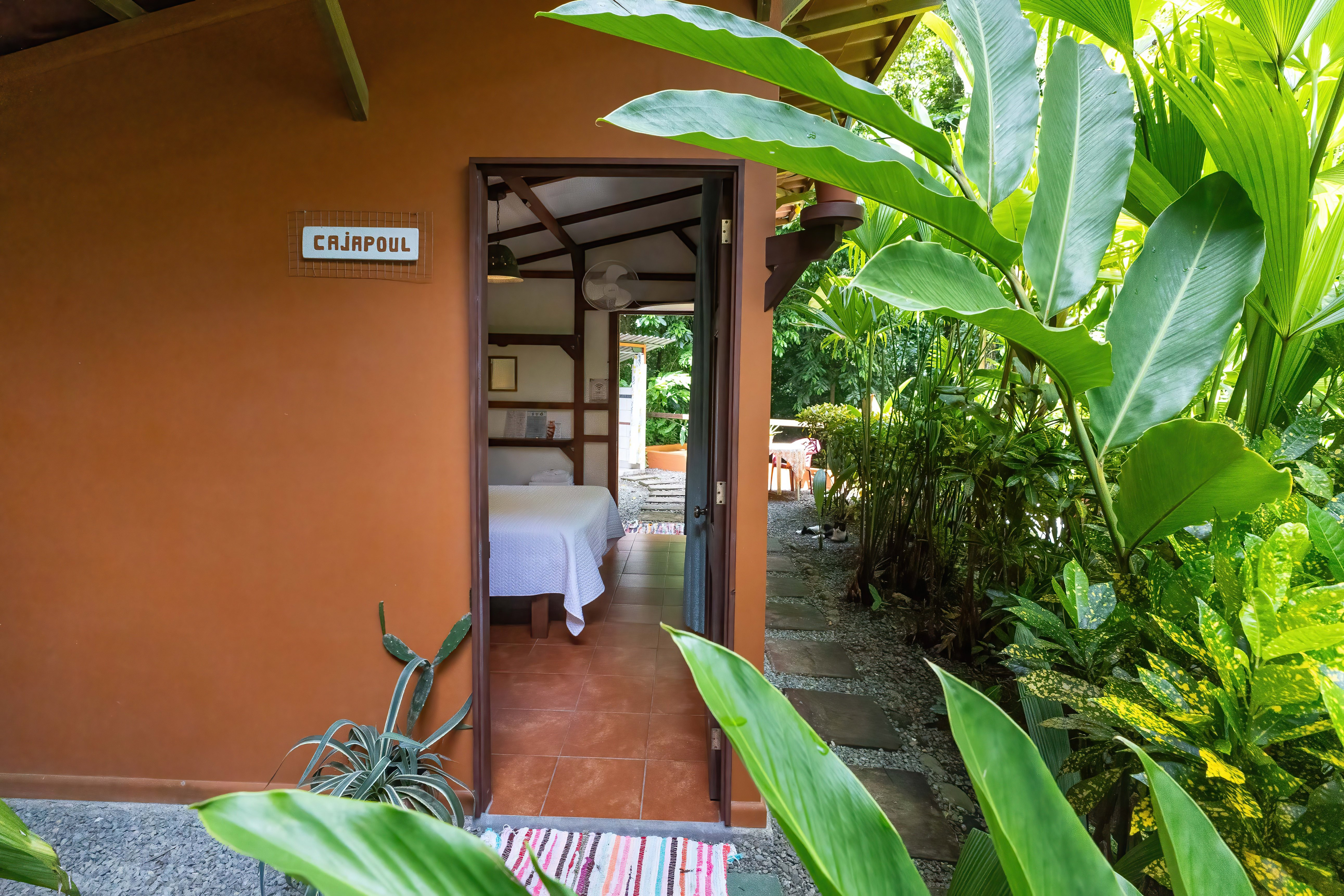 Hospitality Property (Castillo de la Riviera) Near Manuel Antonio property photo 4