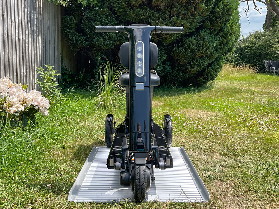Thumbnail: UNUSED Relync R1 Folding Mobility Scooter Lithium 0.1 miles was £2495