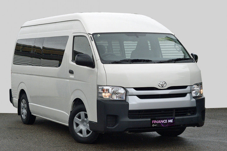 Hiace Bus 2015