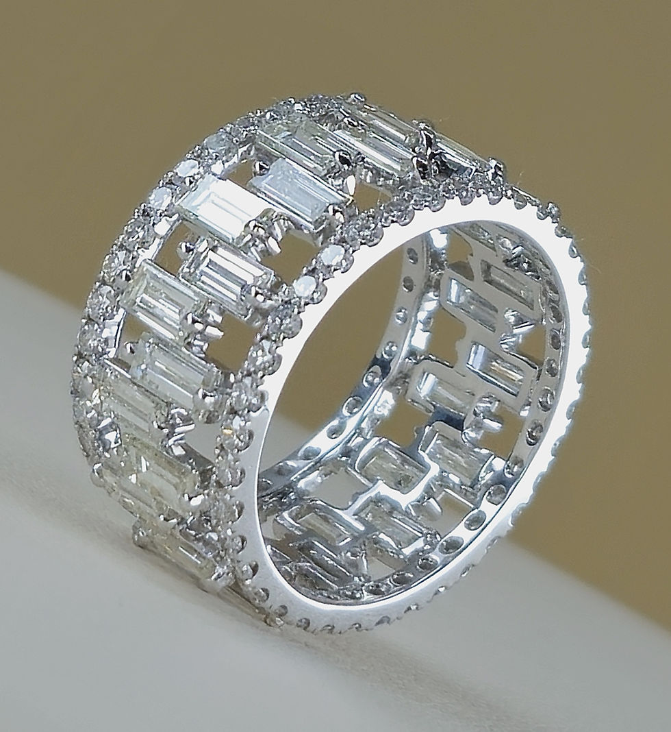 Thumbnail: Emerald & Round Cut Diamonds, 4.8 tcw, Unique Open Design Band
