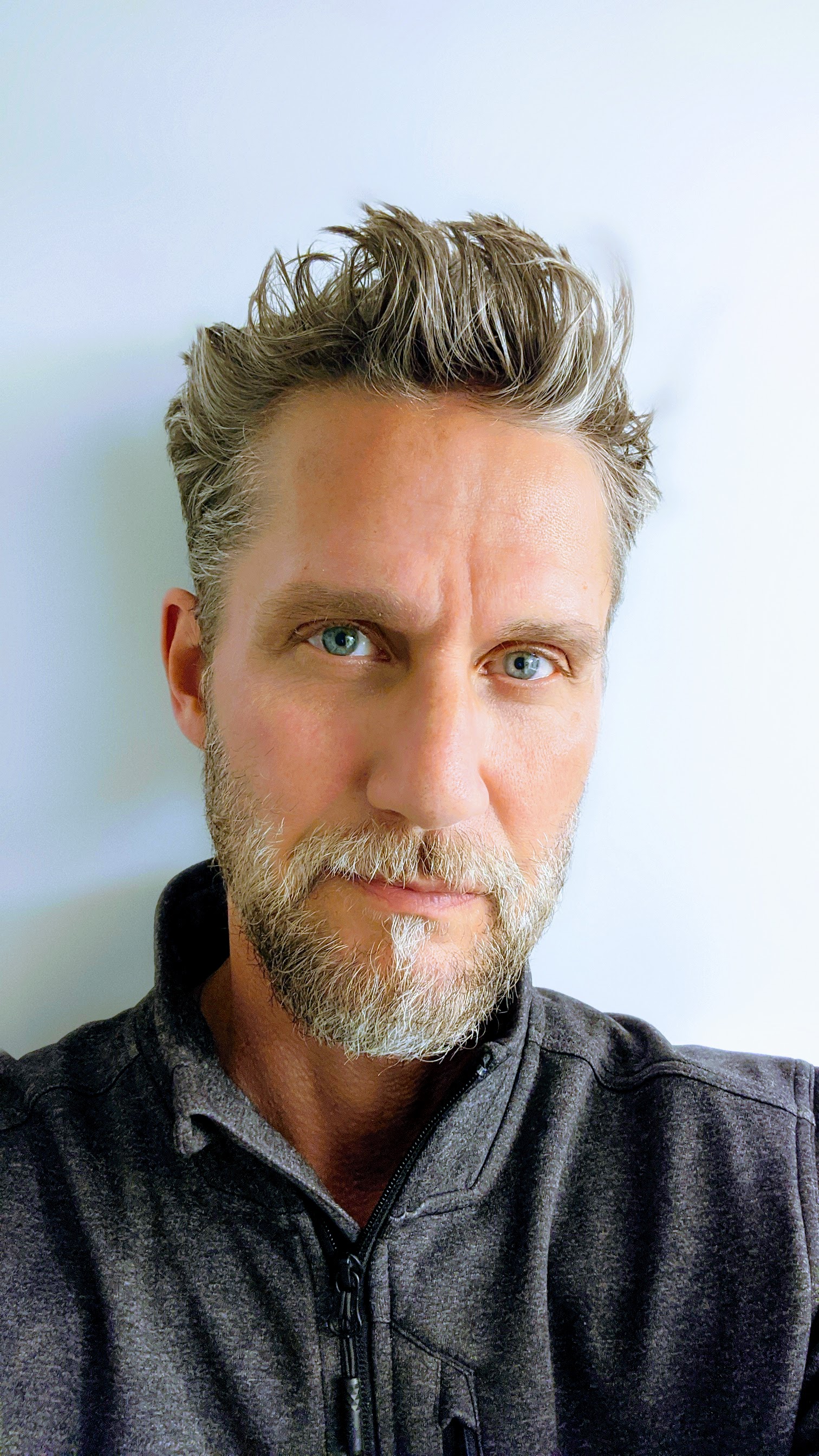 00100sPORTRAIT_00100_BURST20201001183856181_COVER (2).jpg