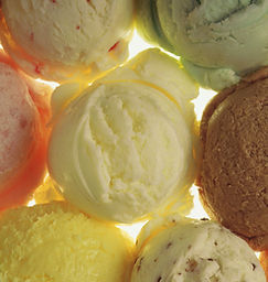 Déguster mes glaces artisanales à la chocolaterie Collet à Brissac