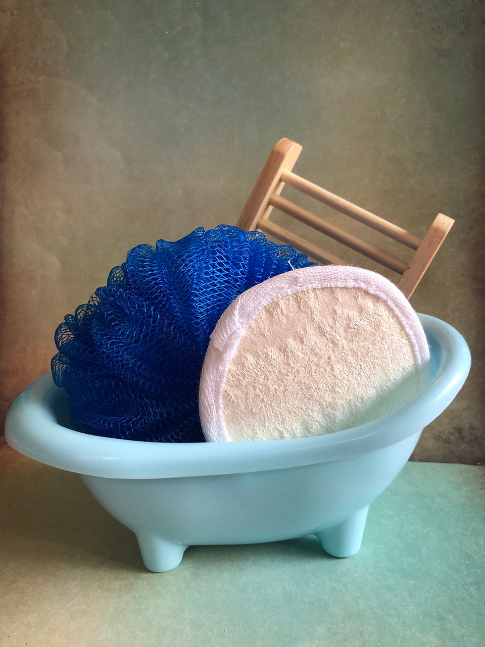 Thumbnail: Cute Tub for Soap/Bath Accessories