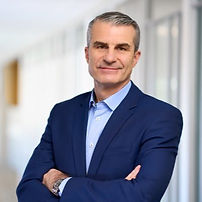 Florian Schattenmann headshot.jpeg