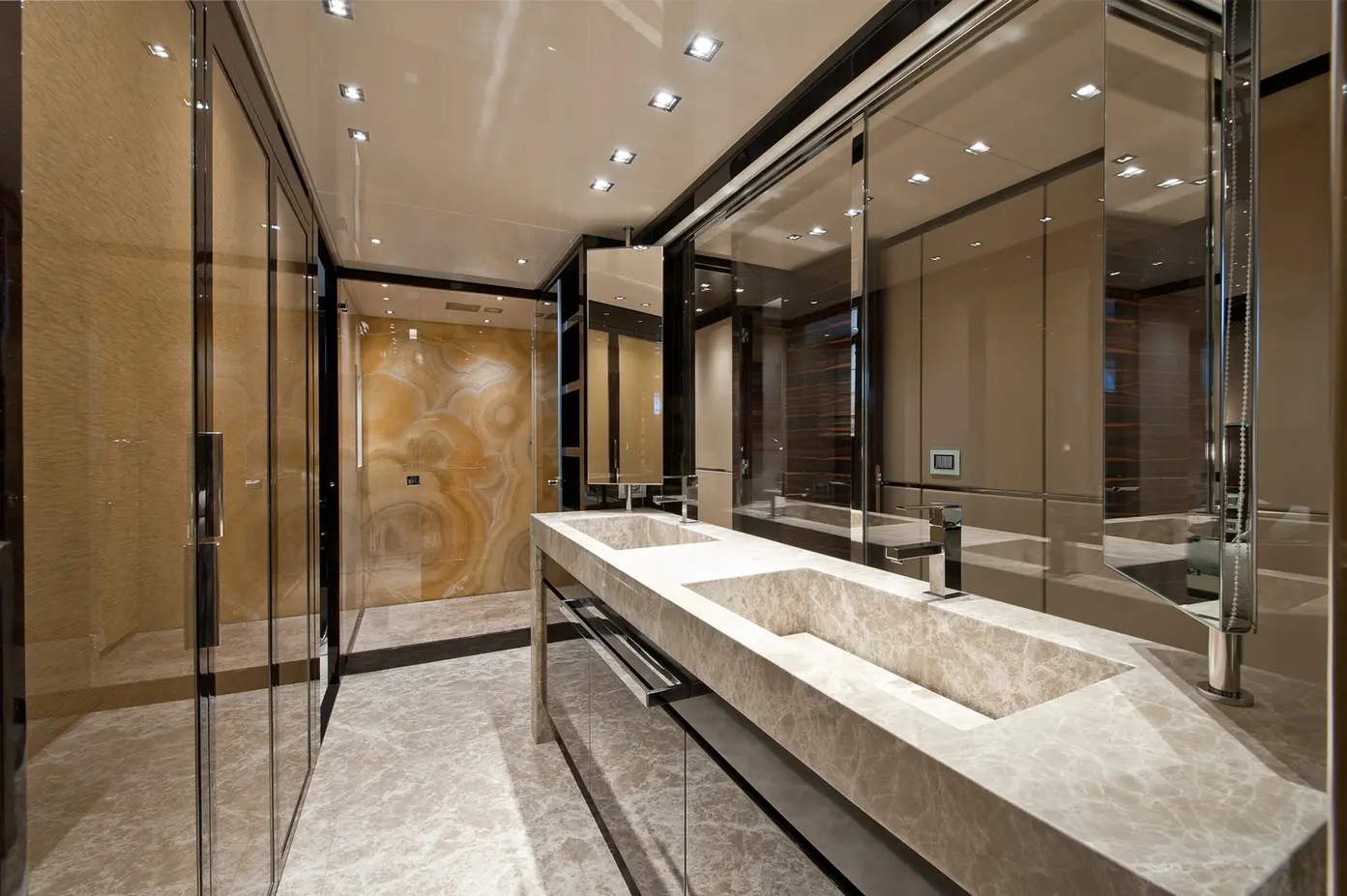 InterLux-Interiors-Sanlorenzo-Yacht-MasterBathroom