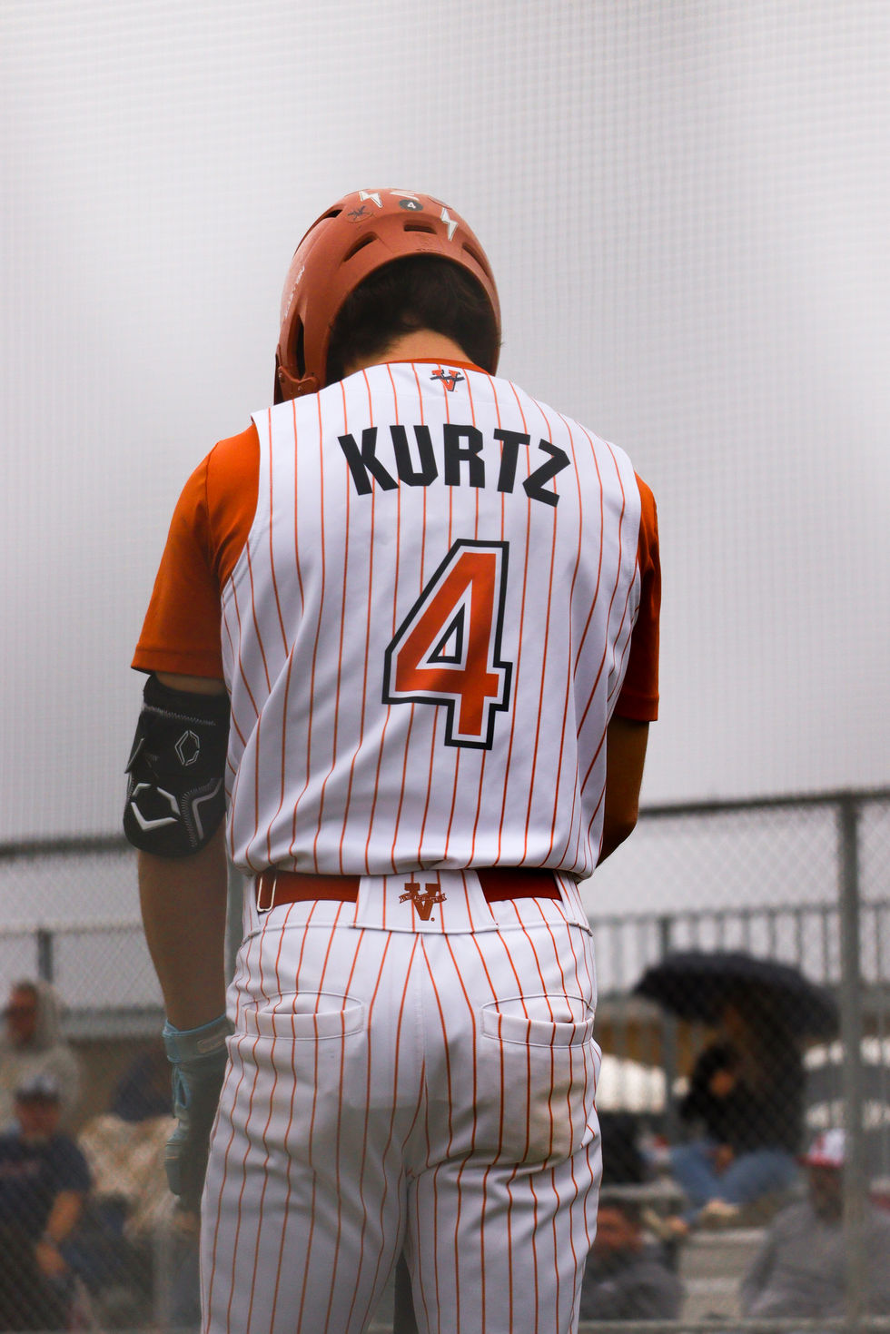 varsitybaseballseniornight-016