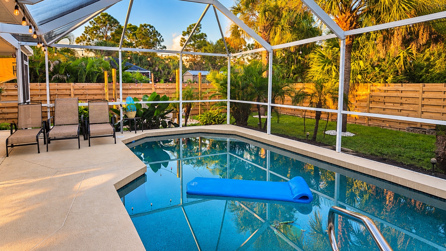 Original photograph of the swimming pool