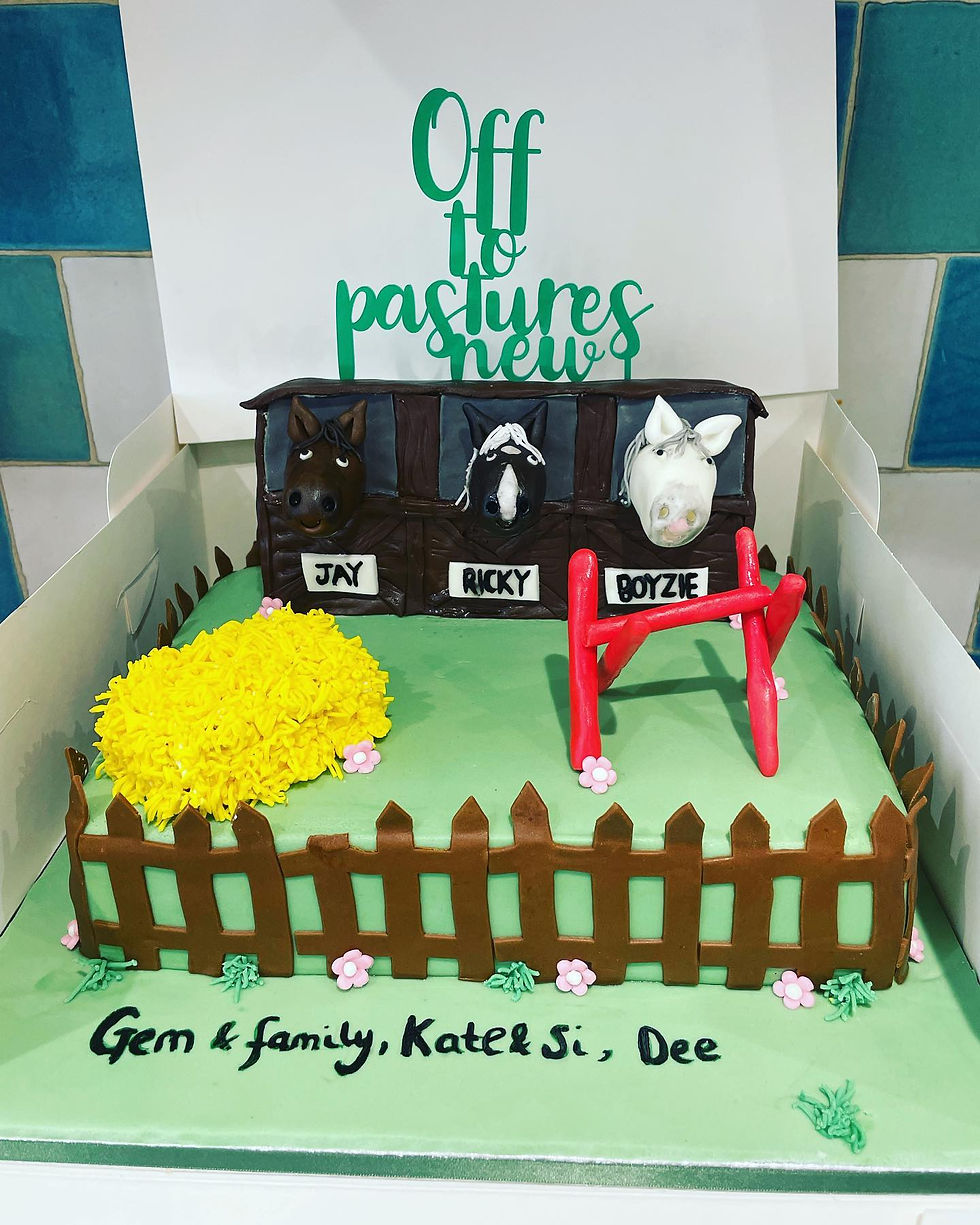 Thumbnail: Custom Cakes