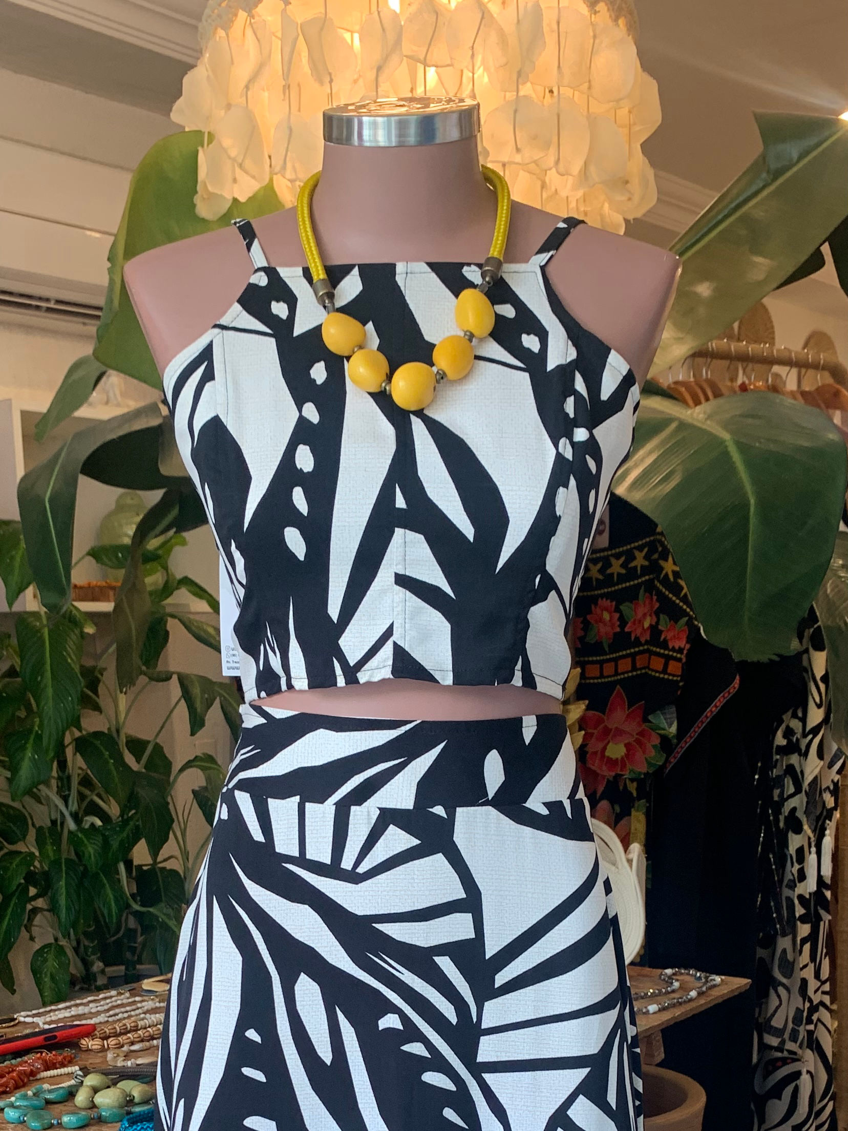 CROPPED FOLHAS