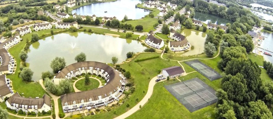 isislakecottages-AerialView-Banner-1024x410.jpg