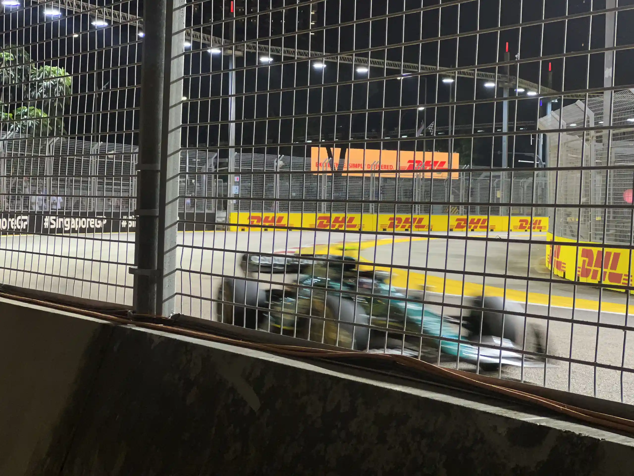 How to shoot a race car with an iPhone?