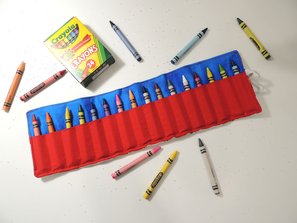 Sew a travel crayon holder and give the gift of creativity