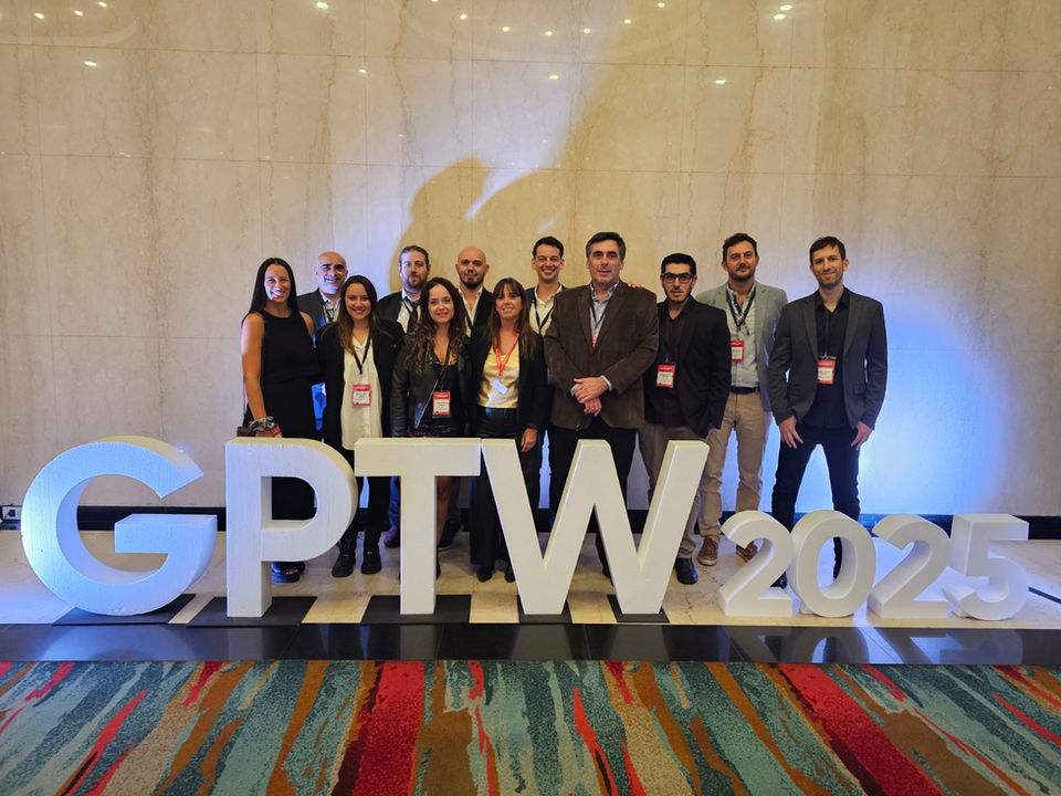 Part of our team at the “Best Places to Work in Argentina 2025” event