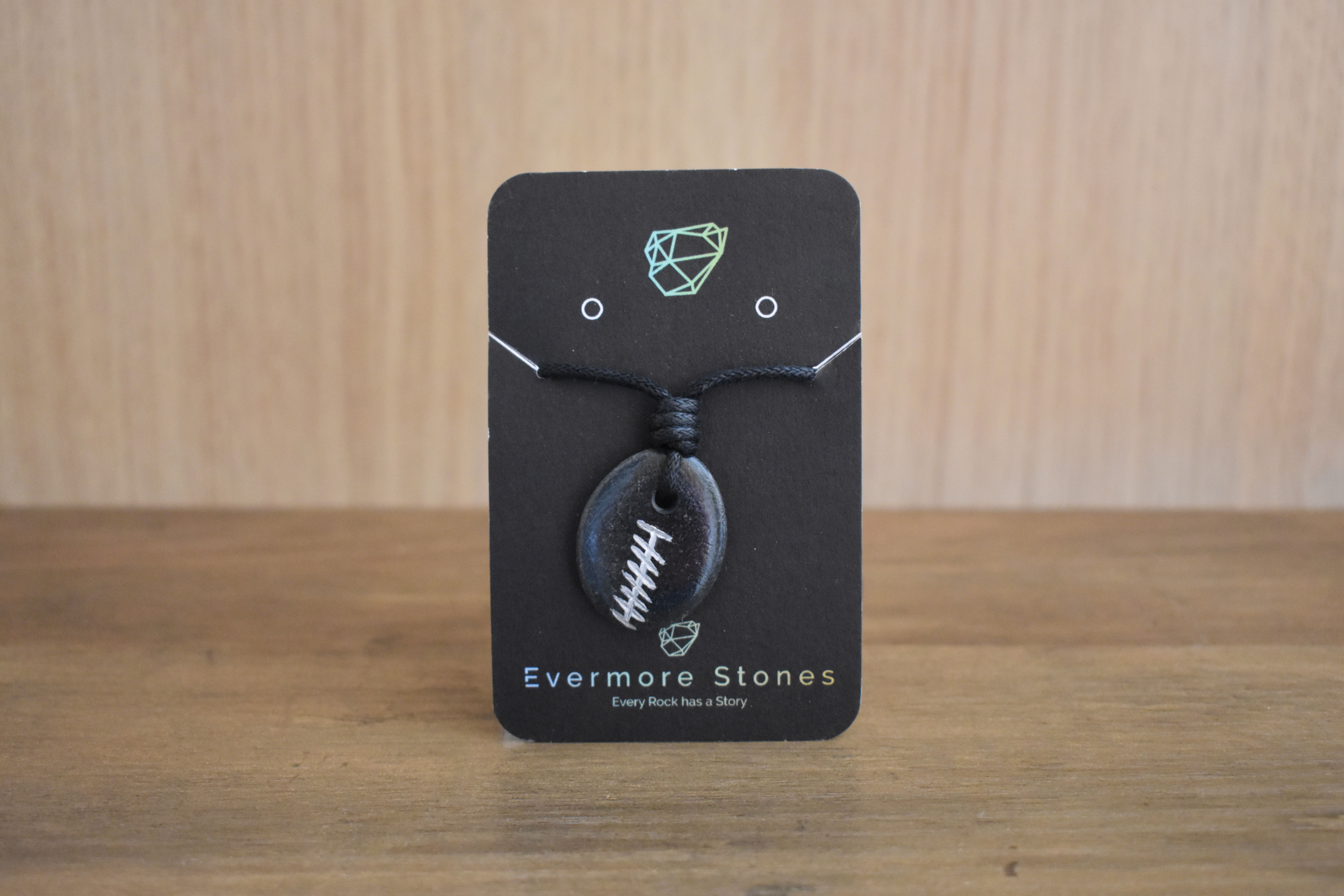 Grá Love Pendant on Evermore Stones card