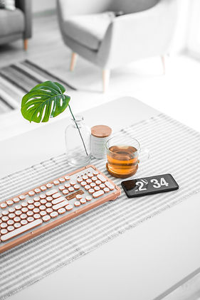 Visualizing our virtual assistant services through a computer and phone setup. Your seamless connection to efficiency and productivity, whether in Kitchener-Waterloo or beyond. Experience the convenience of a virtual assistant at your fingertips.