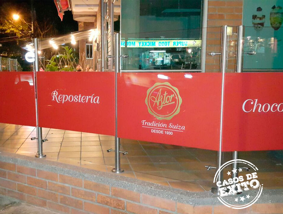 pasamanos-acero-vidrio-medellin-min