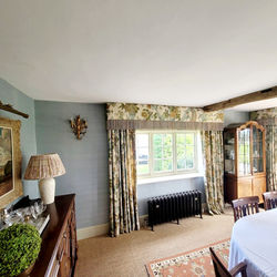 Luxury Interior Painting & Heritage Feature Enhancement