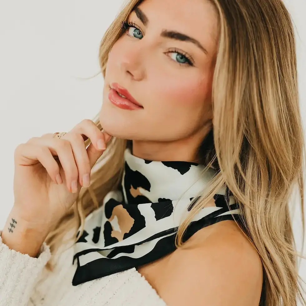 Thumbnail: Pretty Simple | Square Scarf