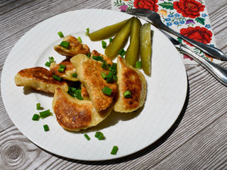 How to turn making Pierogi into kids activity? Best pierogi EVER. 