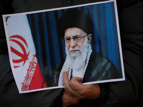 “La muerte de Jamenei, caso sin precedentes”, por Hannah Slack