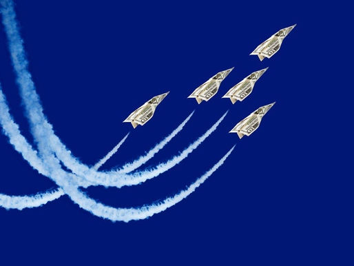 LOS GASTOS EN DEFENSA IGNORAN LA CRISIS