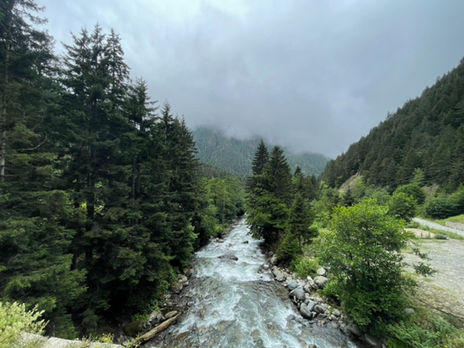 Inconvenient Roads With Convenient Landscapes: Karadeniz