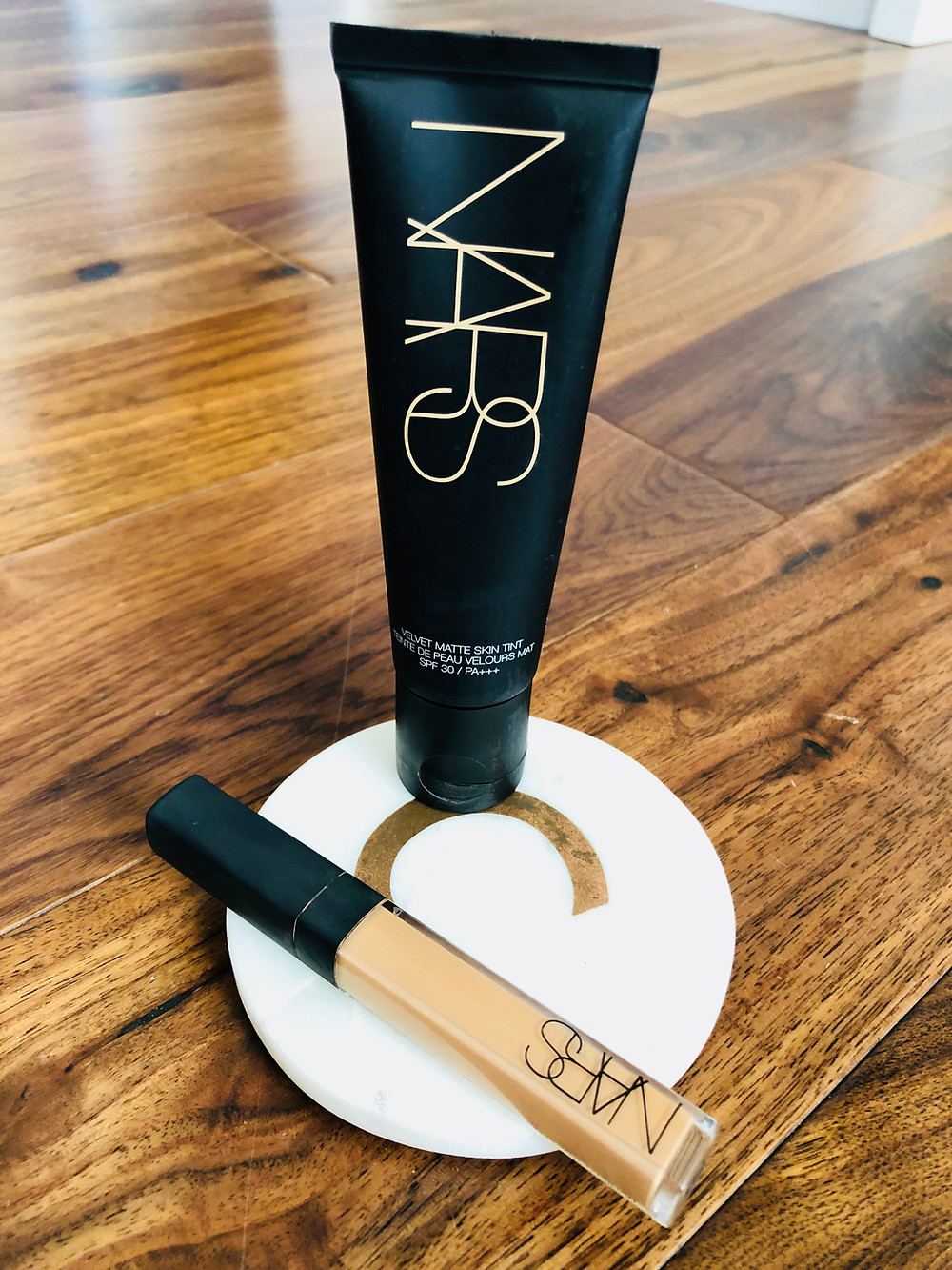 Nars Velvet Matte Skin Tint