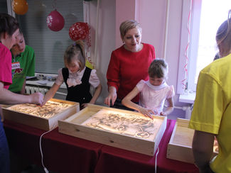 Акция "Подари улыбку детям"