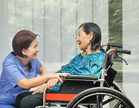 idoso cadeira de rodas