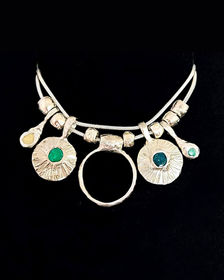 statement ankle bracelets are in this summer as the most popular jewelry piece to wear on the beach. 