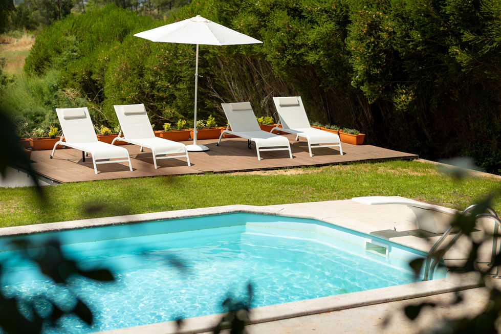 Piscina e jardim, Casa da Palmeira, Castelo do Bode