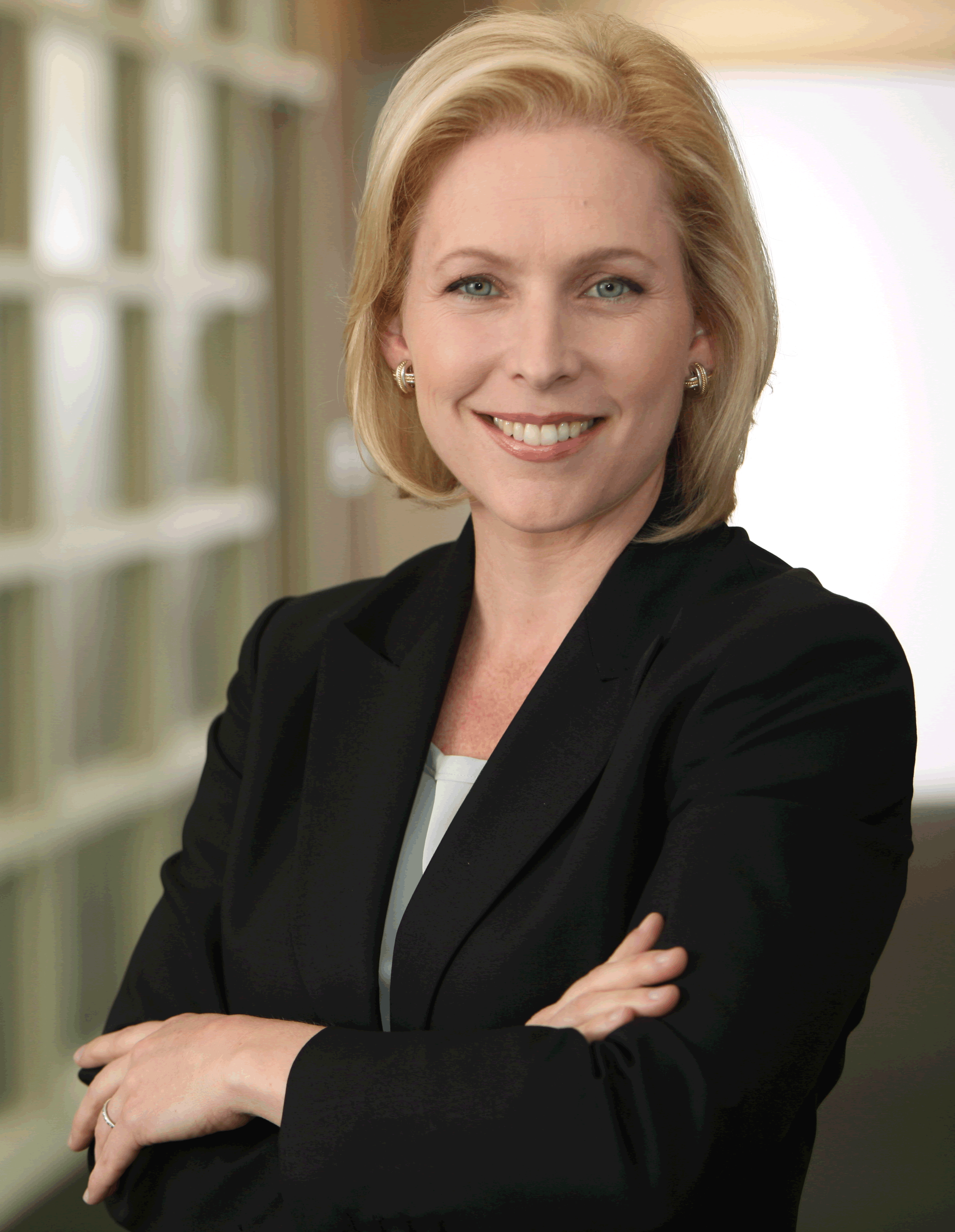 Gillibrand_Campaign_Photo_2010.gif