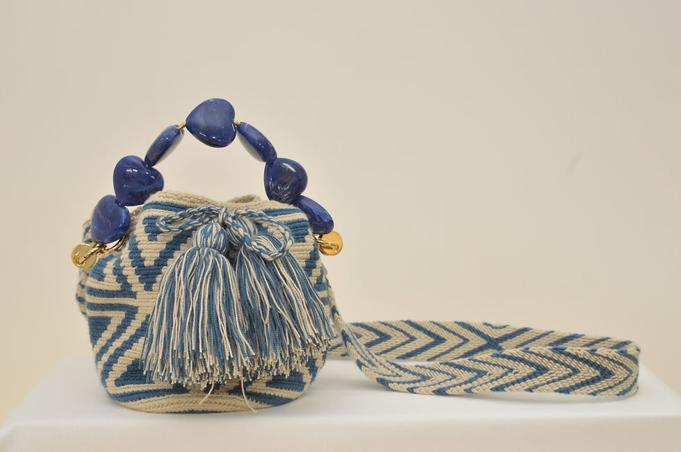 Thumbnail: ALMA TEJIDA