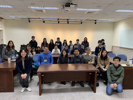 【Coffee Chat】 ESG x 留學申請 x 海外求職- 孫偉凌學姊