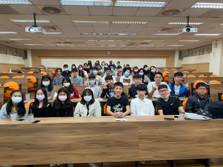 【Coffee Chat】成大會研所x勤業會計事務所正職—曾上哲學長