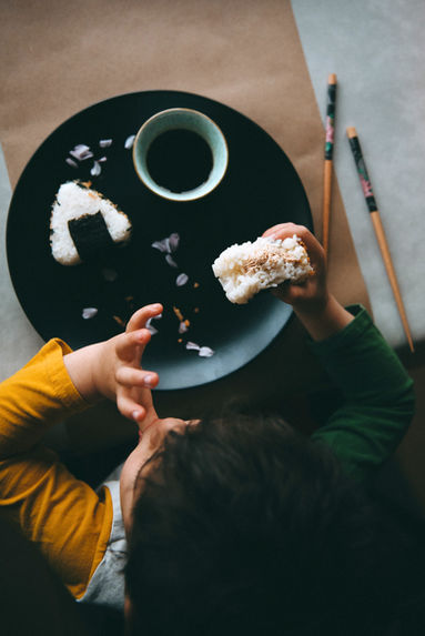 photographe culinaire Poitiers. Traiteur japonais, onigiri.