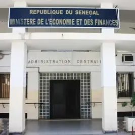 Incendie au Ministère des Finances et du Budget : La situation totalement sous contrôle, aucune victime