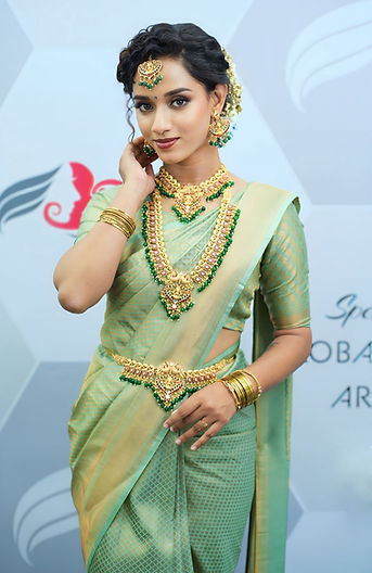 Face Palette Makeup services Kerala (1).jpeg