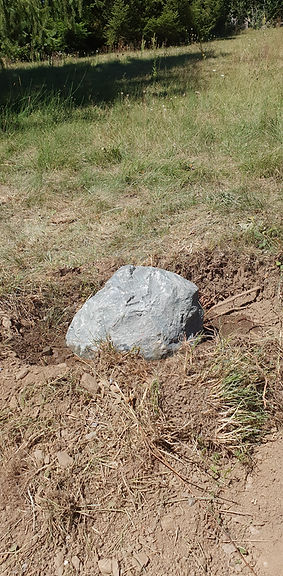 Menhir posé et activé