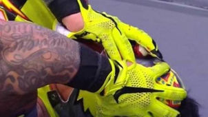 REY MYSTERIO "PIERDE EL OJO" EN COMBATE