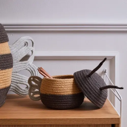 Miniature : Lorena Canals - Basket Baby Bee