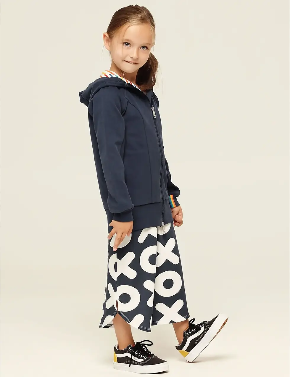 Thumbnail: QT UK - Kids Organic Zip-Up Long Hoodie - Navy
