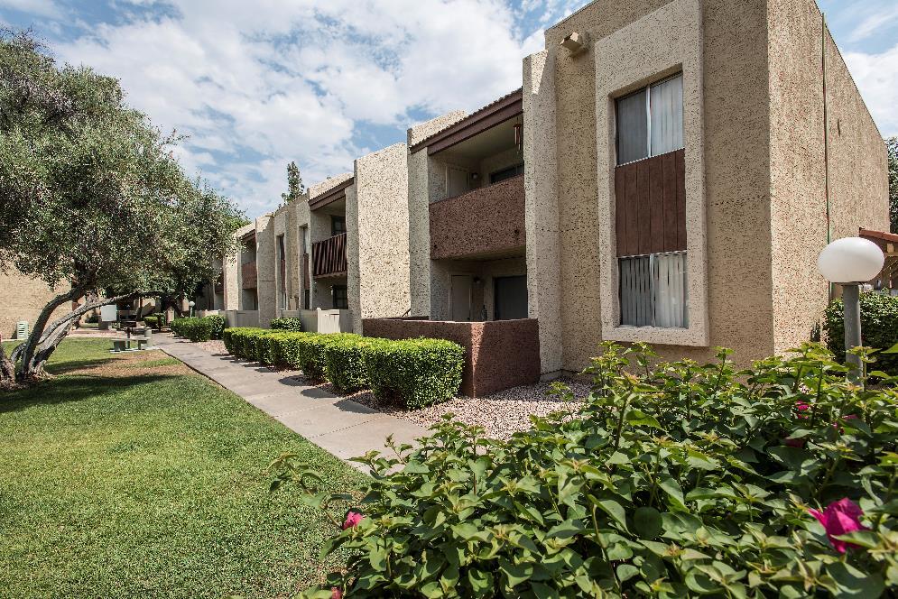 MDC Realty Advisors, LP Spring Meadow Apartments